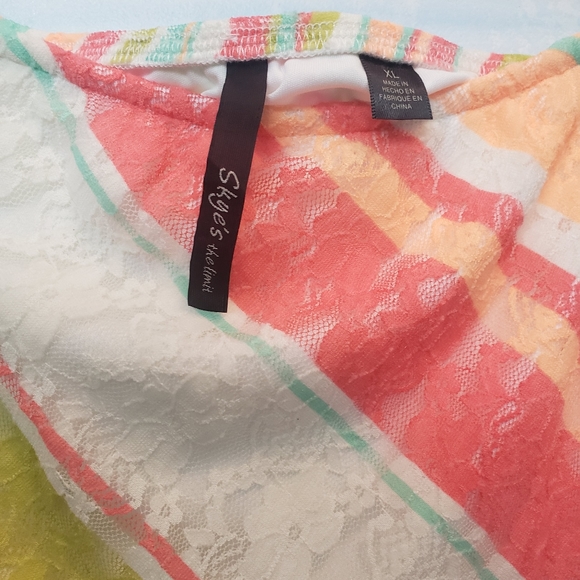 Spring Pastel Sleeveless Lace shell/blouse - Picture 3 of 6